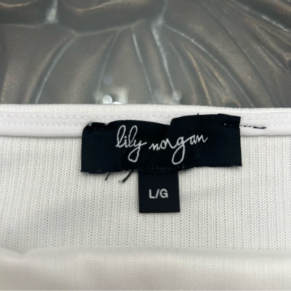 ➕Lily Morgan Ivory Ruffled sleeve Women's Top - Picture 2 of 6